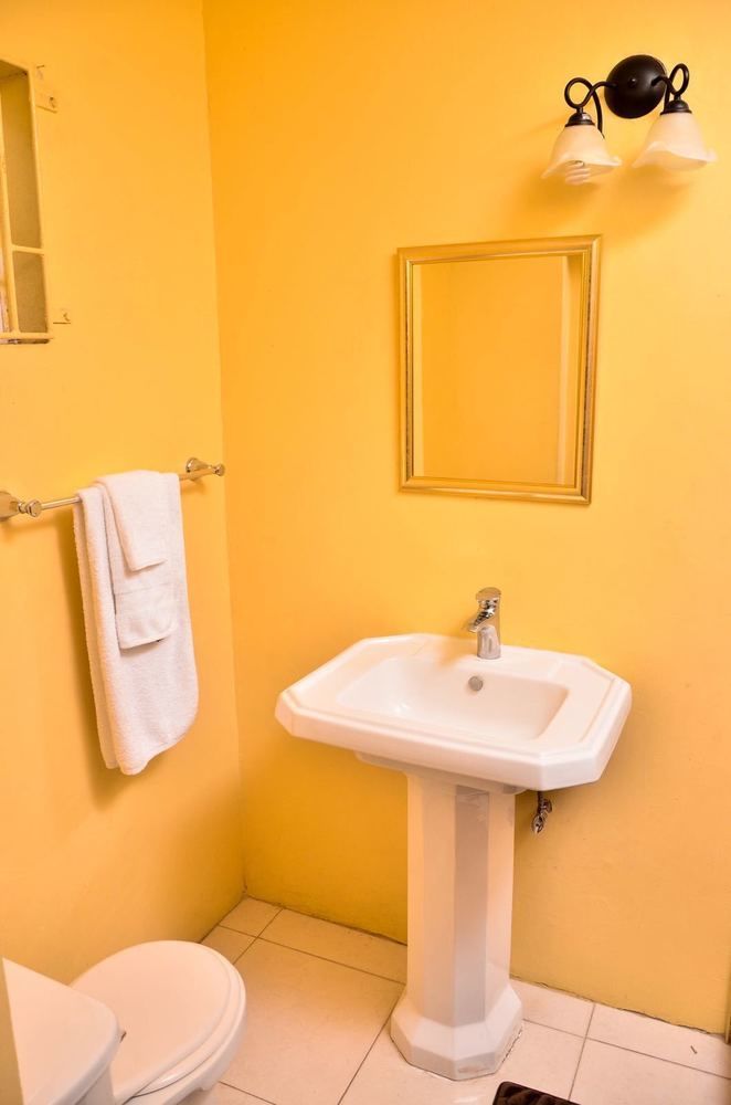 Kingston Sunset Guest Apartment I Luaran gambar